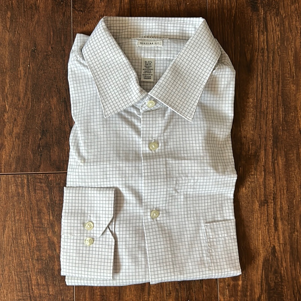 Van Heusen Mens Brand New Button Down Van Heusen Mens Brand New Button Down